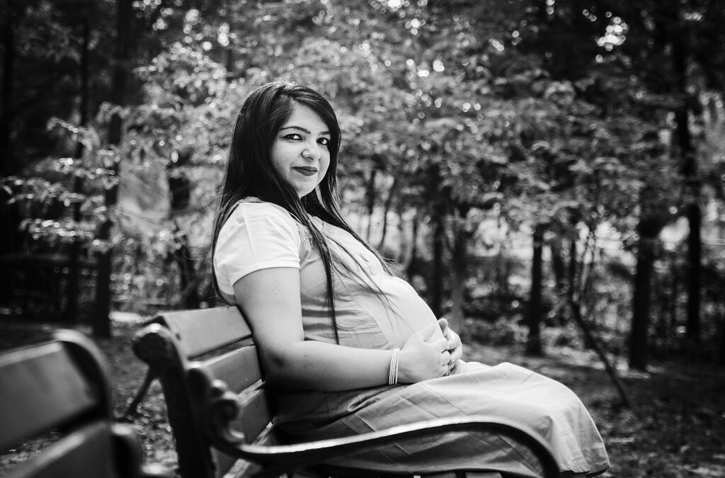 Importance of maternity shoot in Chandigarh