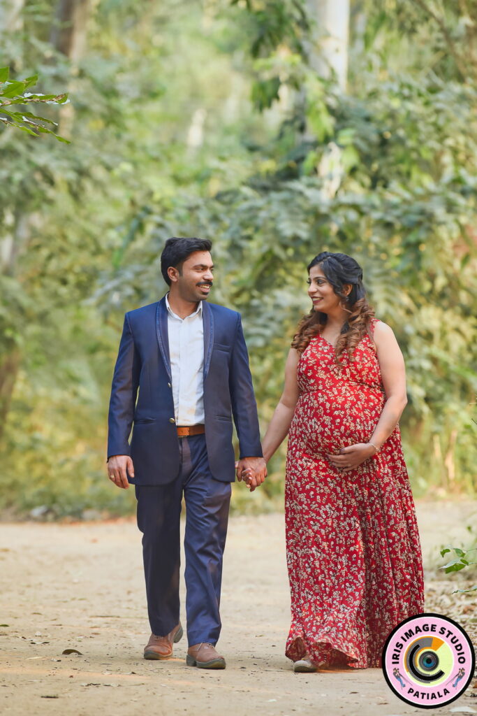 The maternity photoshoot of Dr. Anuradha V. Garg and Dr. Kanav Garg