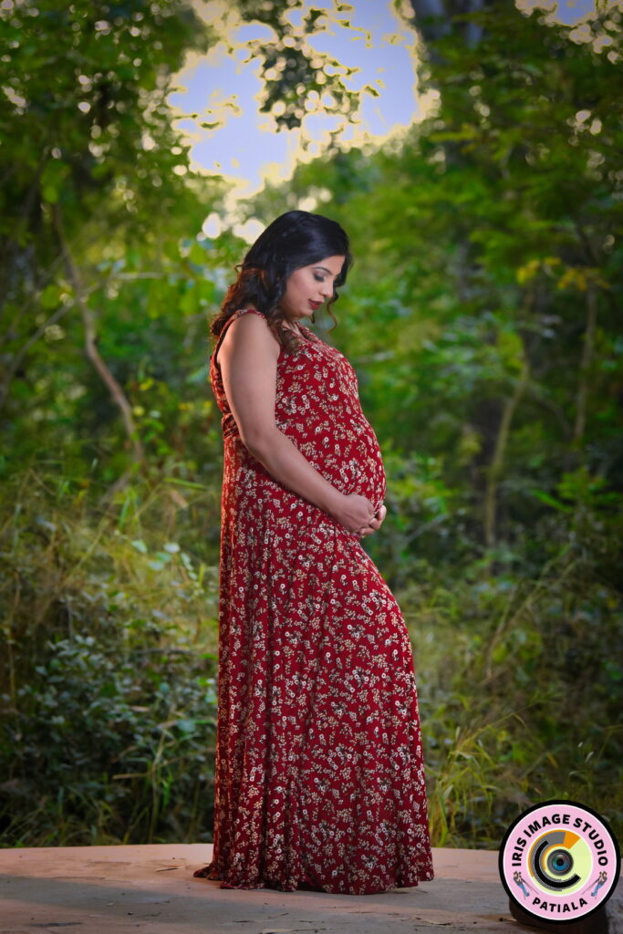 The maternity photoshoot of Dr. Anuradha V. Garg and Dr. Kanav Garg,