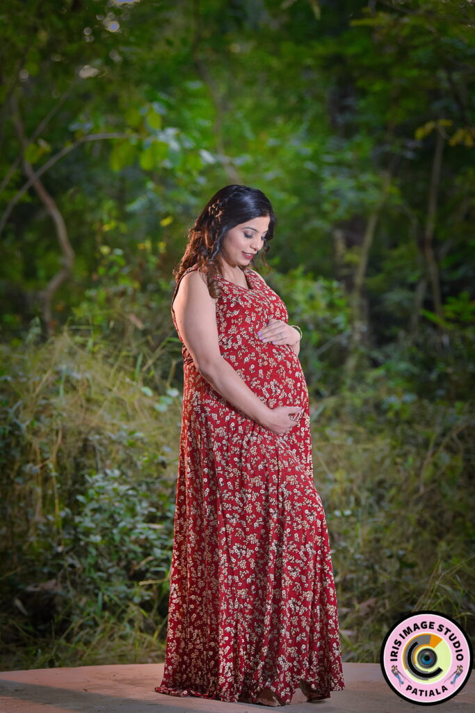 The maternity photoshoot of Dr. Anuradha V. Garg and Dr. Kanav Garg,