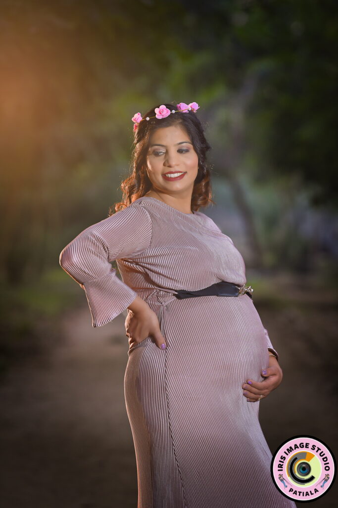 The maternity photoshoot of Dr. Anuradha V. Garg and Dr. Kanav Garg,