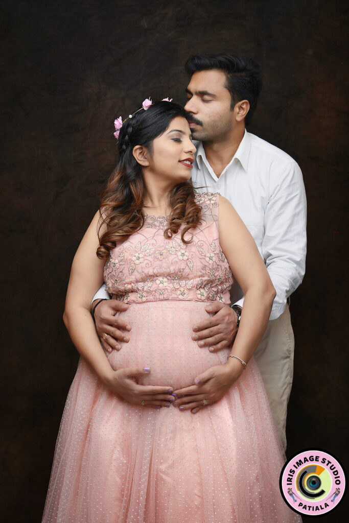 The maternity photoshoot of Dr. Anuradha V. Garg and Dr. Kanav Garg